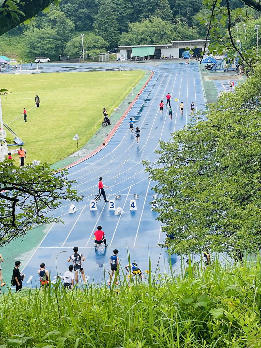 NakanoYusuke5's tweet photo. 朝ラン後、駒沢オリンピック公園に🏃‍♂️昨日は国士舘大学の陸上競技場💨娘と息子の走り観てきました🐾 https://t.co/03LuVlRSxO