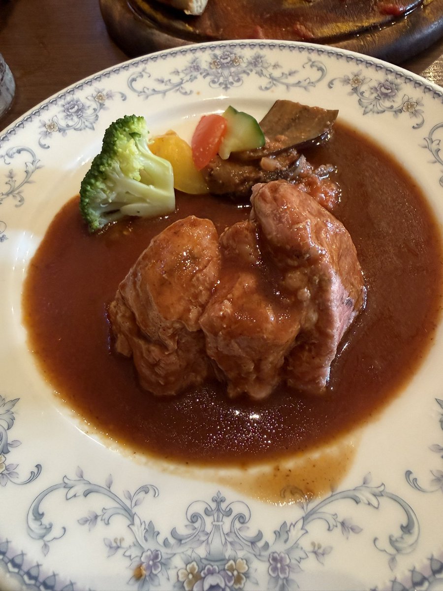 Manaria_FeO's tweet photo. ドイツを味わいに来ました https://t.co/QkIJ1qpWKe