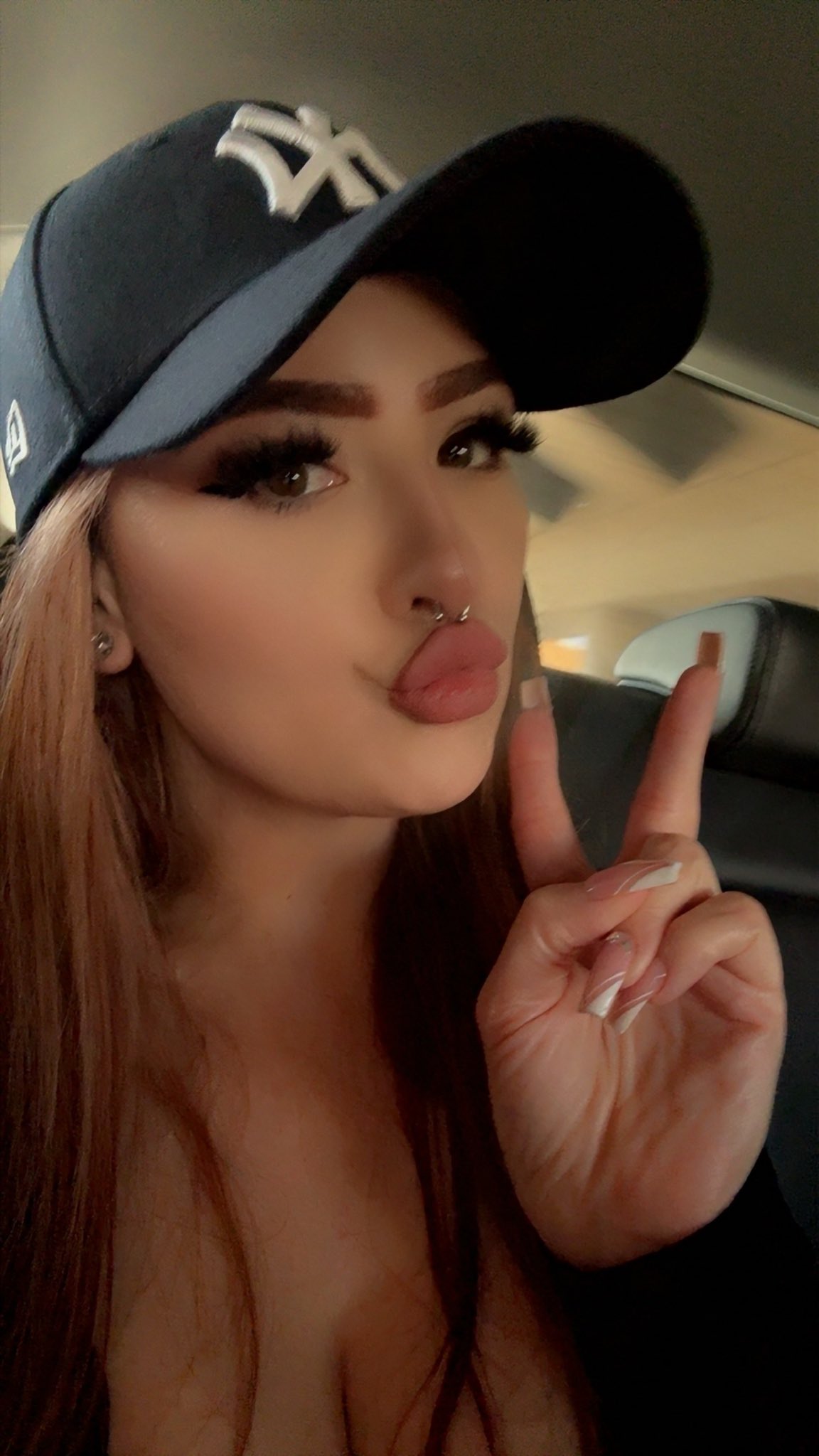 Love you k bye 😘 https://t.co/uqDI2YaZ08