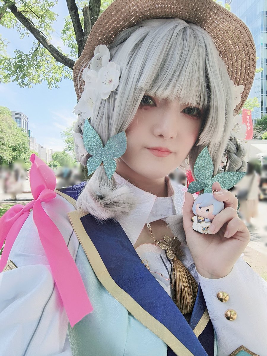 obis_mizuki's tweet photo. 着替え終わって大通公園居ます✨
#サツコス https://t.co/DHIwfkHdKN