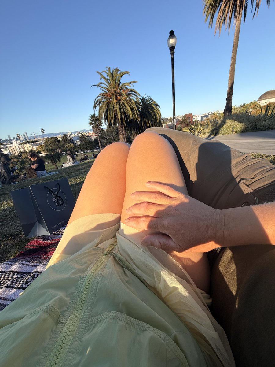 natural_d0m's tweet photo. do you wish this were you? 
dream on cucks 🖕🏼 https://t.co/L9QZezMPjj