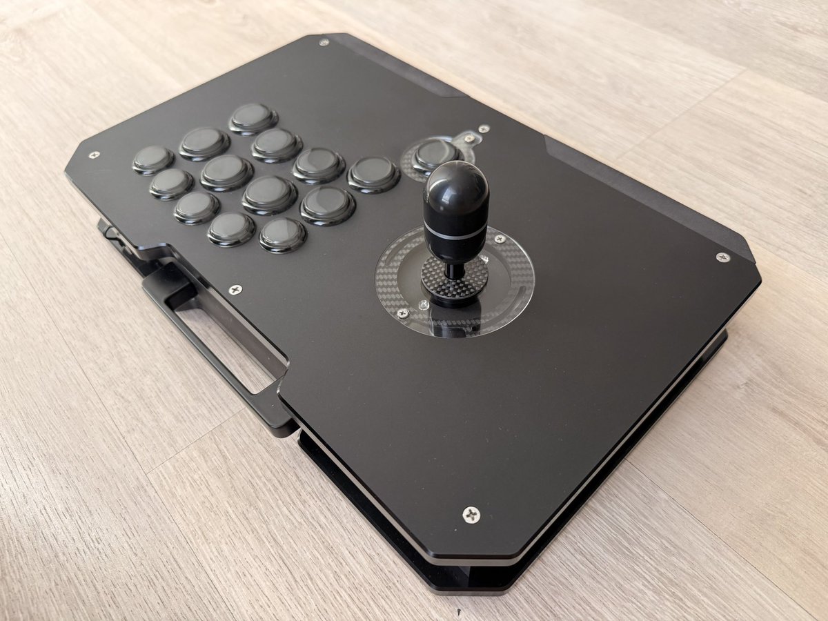 Attasa's tweet photo. Exclusive release item at Attasa booth #D88 at #EVO2026
Arcade Stick Indonesia (ASI) #VM6R S30Max also available as a complete build controller that deliver the maximum experience without compromise
Black Matte enclosure
Golden Lever PRO
Gravity KS buttons
Brook Gen5 PCB
We even make a custom Capsule and Carbon Fiber washer to match the esthetic (exclusive only for the full build)