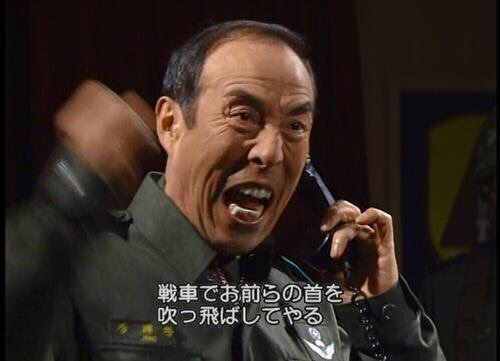 CHY_Fish0827's tweet photo. 張泰玩将軍の墓です。

張泰玩将軍は、十二・十二軍事反乱に対抗しようとした将軍として知られています。

新軍部側に対して電話で、

「おい、貴様らに宣戦布告だ、この野郎！ 俺は死ぬ覚悟を決めた人間だ！」

そして、

「この反乱軍の野郎どもめ！ そこでそのまま待っていろ！ 俺が戦車を率いて行き、お前らをまとめて踏み潰してやる！」

と啖呵を切ったことで有名な人物です。