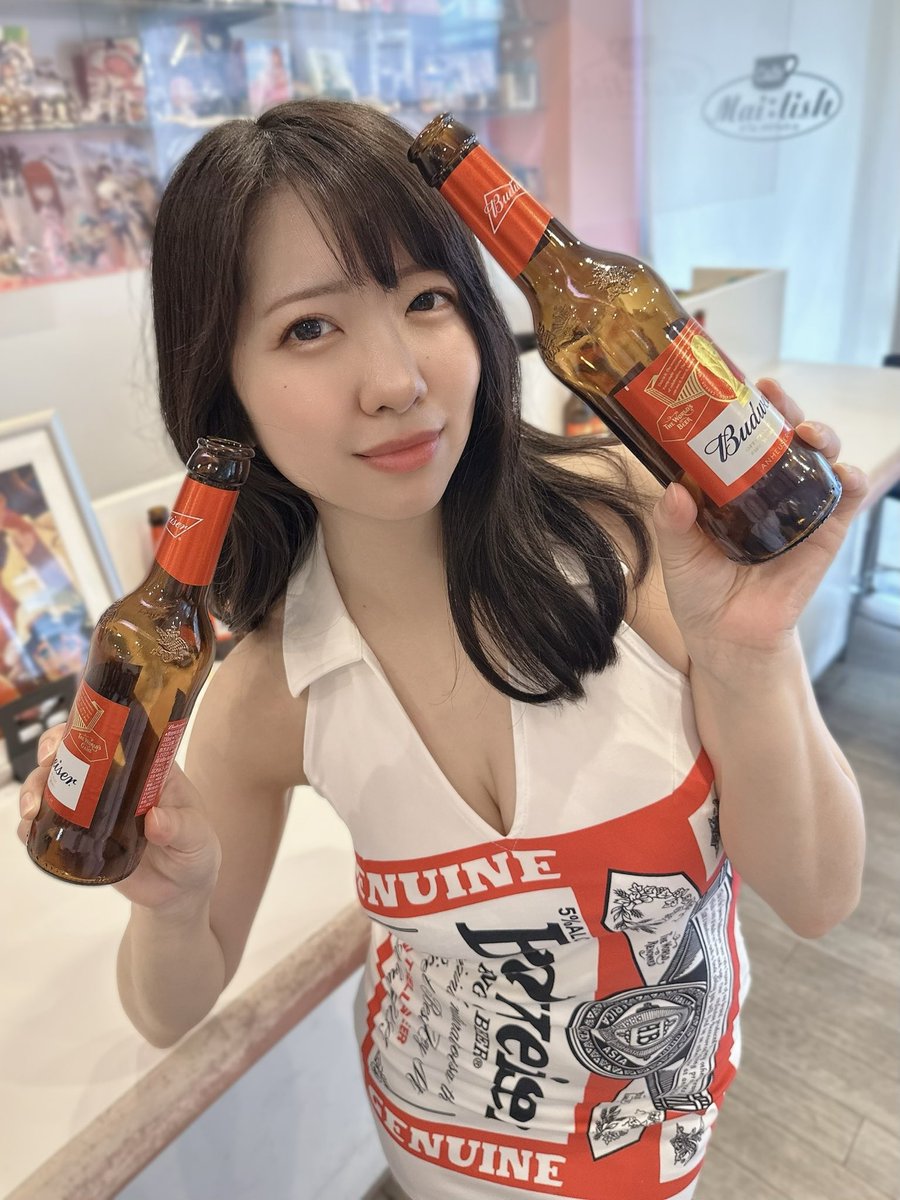 cafemailish's tweet photo. 本日メイリッシュは
🍻バドガールDAY🍻です！！！

🌻おすすめメニュー🌻
・バドワイザー
・ガーリック唐揚げめし
・サルサ&amp;トルティーヤチップス

ぼたん、ぽじ、あいか、うさの で
旦那様・お嬢様のご帰宅をお待ちしております✨

#メイリッシュ #バドガール #秋葉原 https://t.co/lwDGjz1bB8