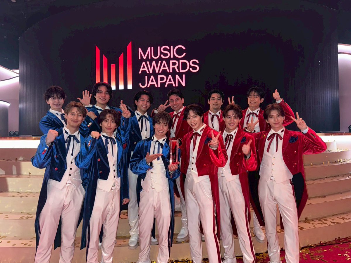 masaki_shiota17's tweet photo. MUSIC AWARDS JAPAN 2026の放送観てたけど思い出すなぁ🥹✨
本当に皆んな応援してくれてありがとう‼️

感動だぁ🎊🙏

#MUSICAWARDSJAPAN 
#maj2026 
#SHOW_WA
#僕らの口笛 #外せないピンキーリング https://t.co/C1f89LZccG