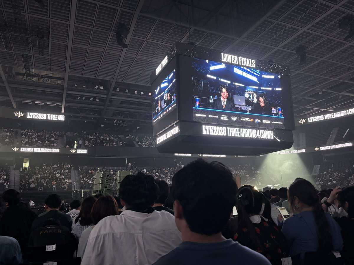 splatooon_love's tweet photo. 今日は首に優しくて、いい席です https://t.co/ZMuwRSEzgL