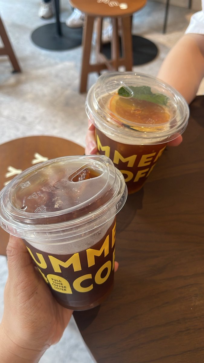 preawbillpp's tweet photo. ปักหมุดร้านกาแฟดีๆ 
Summer Coffee (สาขาตลาดน้อย) ☕️
เมล็ดกาแฟเยอะมาก คอกาแฟถูกใจสิ่งนี้แน่นอน ส่วนตัวแวะไปทีไรต้องสอยกลับมาชงเองที่บ้านตลอด

ใครมีร้านกาแฟดีดีร้านโปรดแชร์หน่อยค้าบ
เผื่อตามไปลอกการบ้าน✨ https://t.co/URAWTTxecF