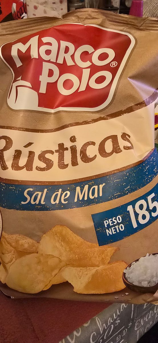 _AnDy_plop's tweet photo. En estas papas #MarcoPolo @marcopolosnacks me salió eso café... en casa están apostando sí es un dedo o cola de ratón https://t.co/b3SZ8KZyvM