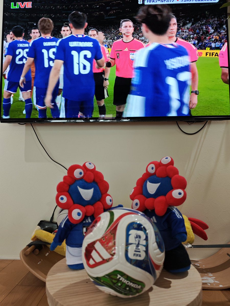 pake0413's tweet photo. 頑張れニッポン
日本×チュニジア
ミャクミャクも応援
#ワールドカップ
#ミャクミャク https://t.co/xfq7eQ0omF