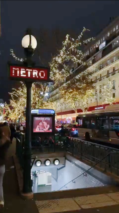 KaaN676706's tweet photo. Bazen de, susmak gerekir duymak için... https://t.co/NTw3CSURx0