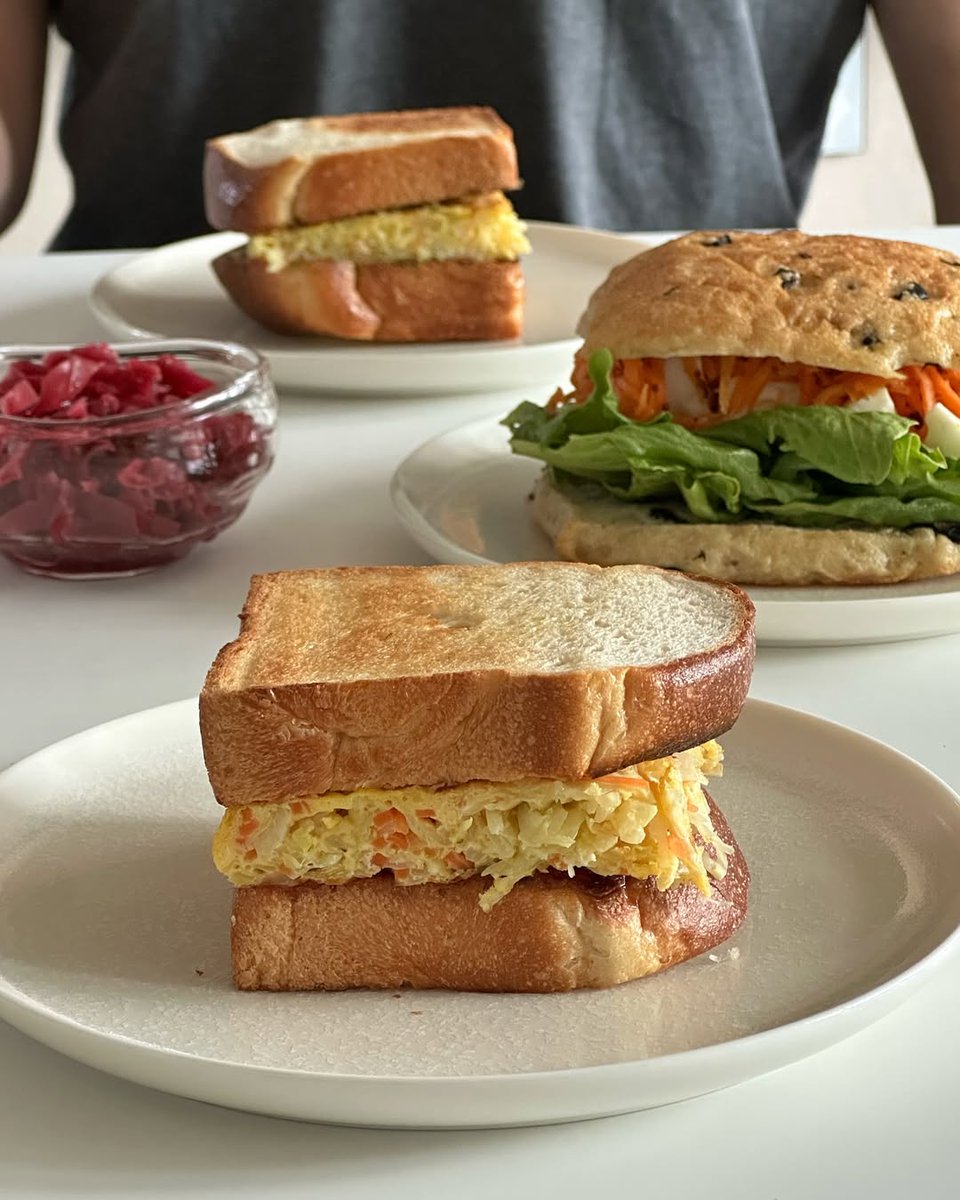 NatalyMartin2's tweet photo. Stocking up on fresh, in-season veggies u0026 pasture-raised eggs for this week’s easy home cooking  No fancy stuff, just quality essentials for cozy meals!， https://t.co/4Y3tumfTYz