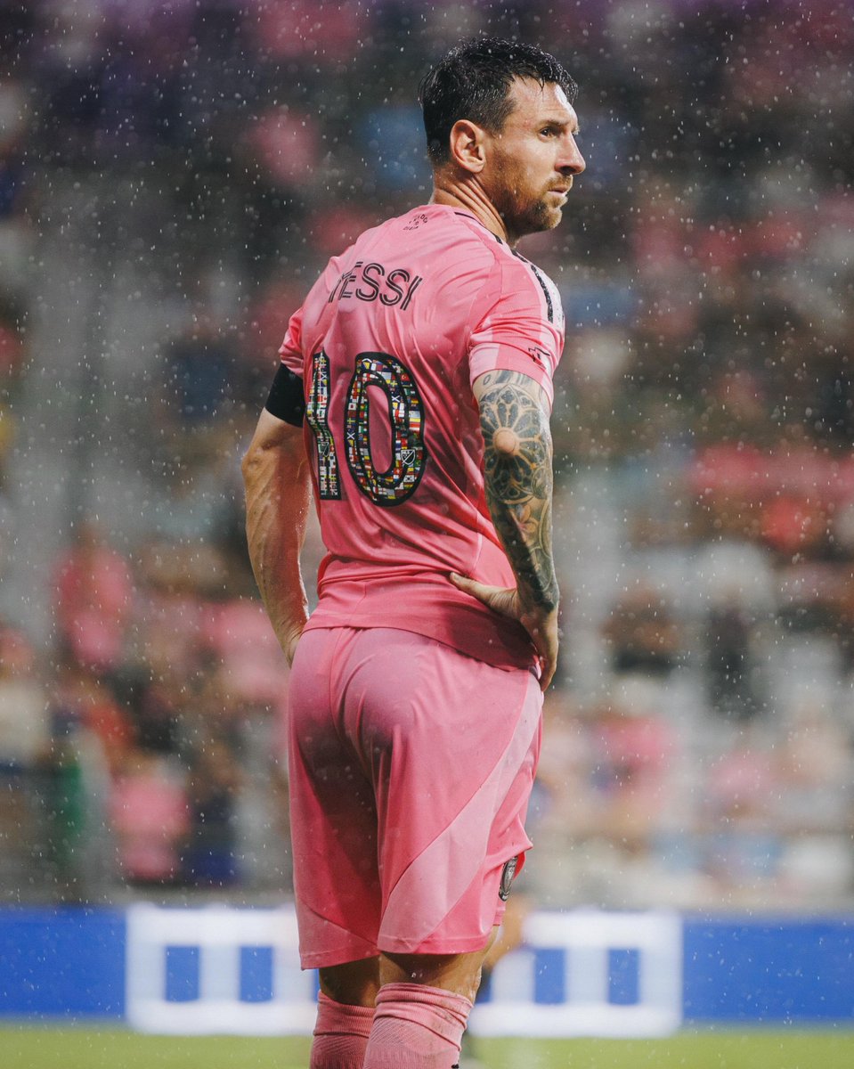 Only Messi tweet media