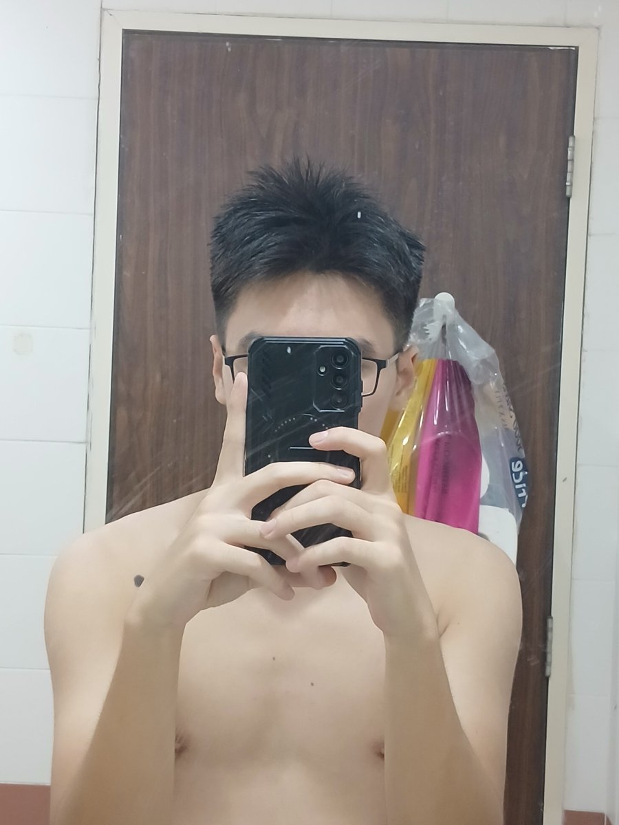 Fwenico's tweet photo. Story time:
21/6/26

I went to the beach today
First time swimming w/out underwear, feels weird but I like it 😅
Touching myself in the water feels nice too 😍
Walked &amp; cycled arnd w/ no undies on 🤓
That's all for now, dihh pics another day 

Have a good day everyone https://t.co/NO3pO8twPw