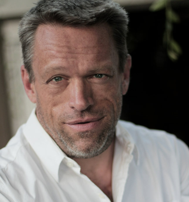 FerventPixel's tweet photo. @USA_Polling I care about the only Brian Thompson that matters https://t.co/dS6QXEOCI7