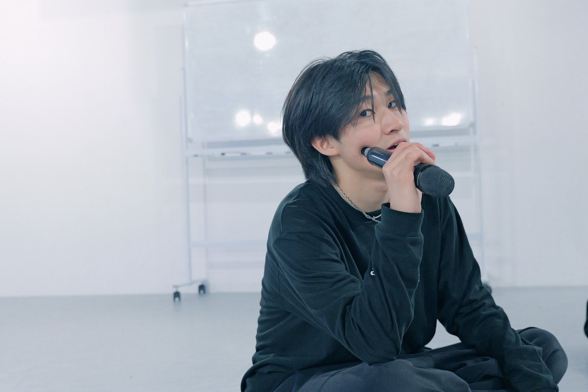 tryangle_bmsg's tweet photo. the TRYANGLE still⟁

【Team BLUE】
RAIKI, KANTA, KEITO, COTA, ISANA

#トレトラ をTVerで何度でも▼
https://t.co/gJZImmskbP

次回いよいよ最終パフォーマンス！
Ep.6は6月24日㊌ 25:04〜
いつもより10分遅れての放送です⚠️
@bmsg_trainee #BMSGTRAINEE https://t.co/lUJfXc4yAS