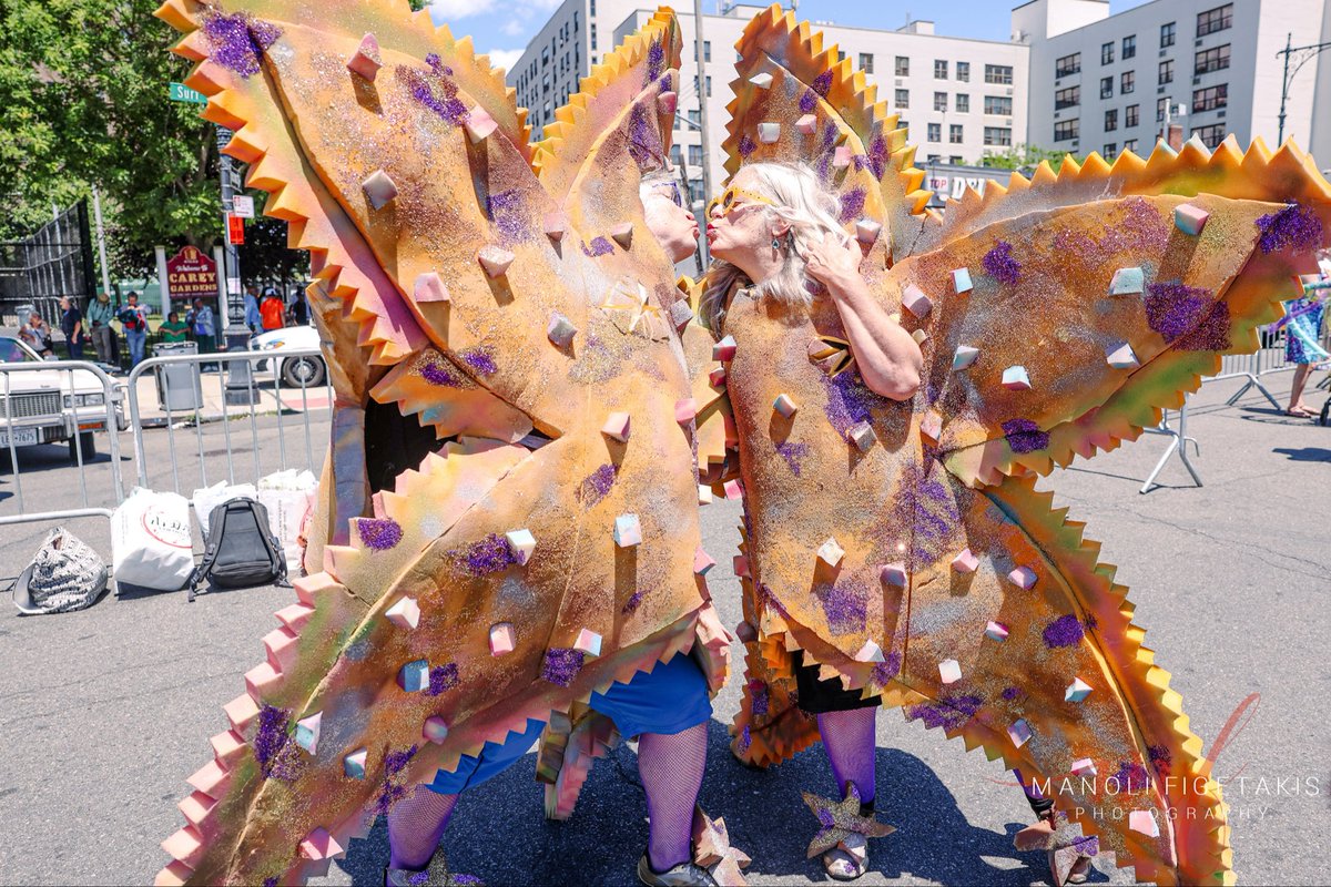 MFigetakis's tweet photo. The 44th Annual Coney Island Mermaid Parade. https://t.co/0haCkwqSto