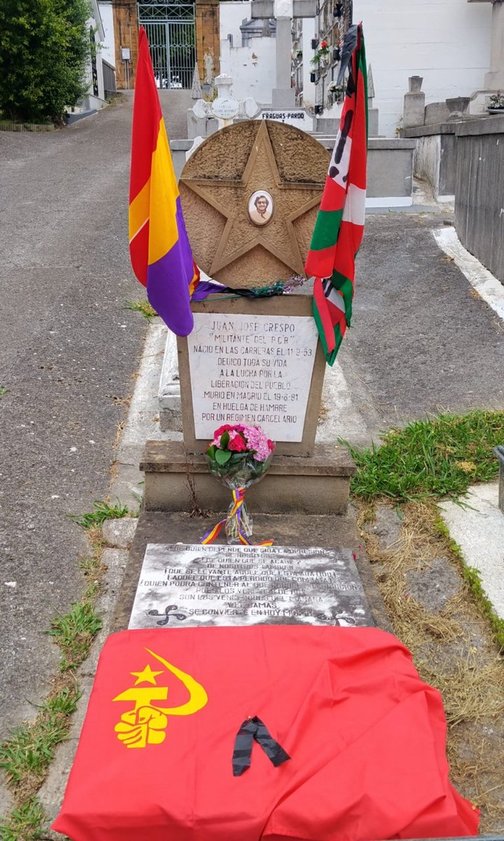 antirepreBCN's tweet photo. 🌹 KEPA, MAI EN L'OBLIT

Fa 45 anys moria Juan José Crespo Galende, militant comunista del PCE(r), després de 95 dies en vaga de fam en defensa de la dignitat dels presos polítics.

Va patir presó, persecució i tortures, entre elles les de Billy el Niño.

Ni oblit ni perdó. 🌹✊🏻 https://t.co/JoWsajEX5g