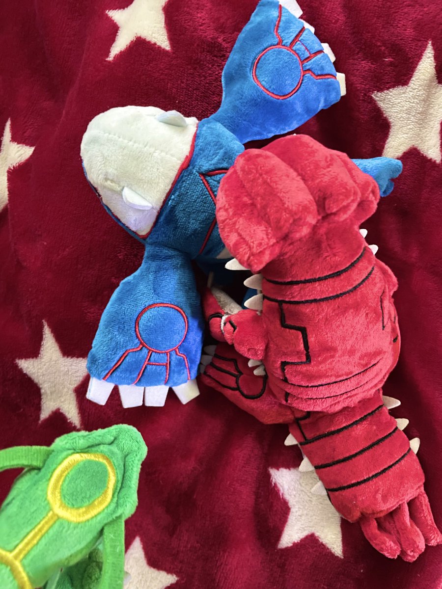 boWkknt's tweet photo. 🦖｢おい〜起きろよ！構えよ！｣
🐳｢💤｣
🐉｢またやっとるのか飽きんな｣ https://t.co/2ynSKwd2tR