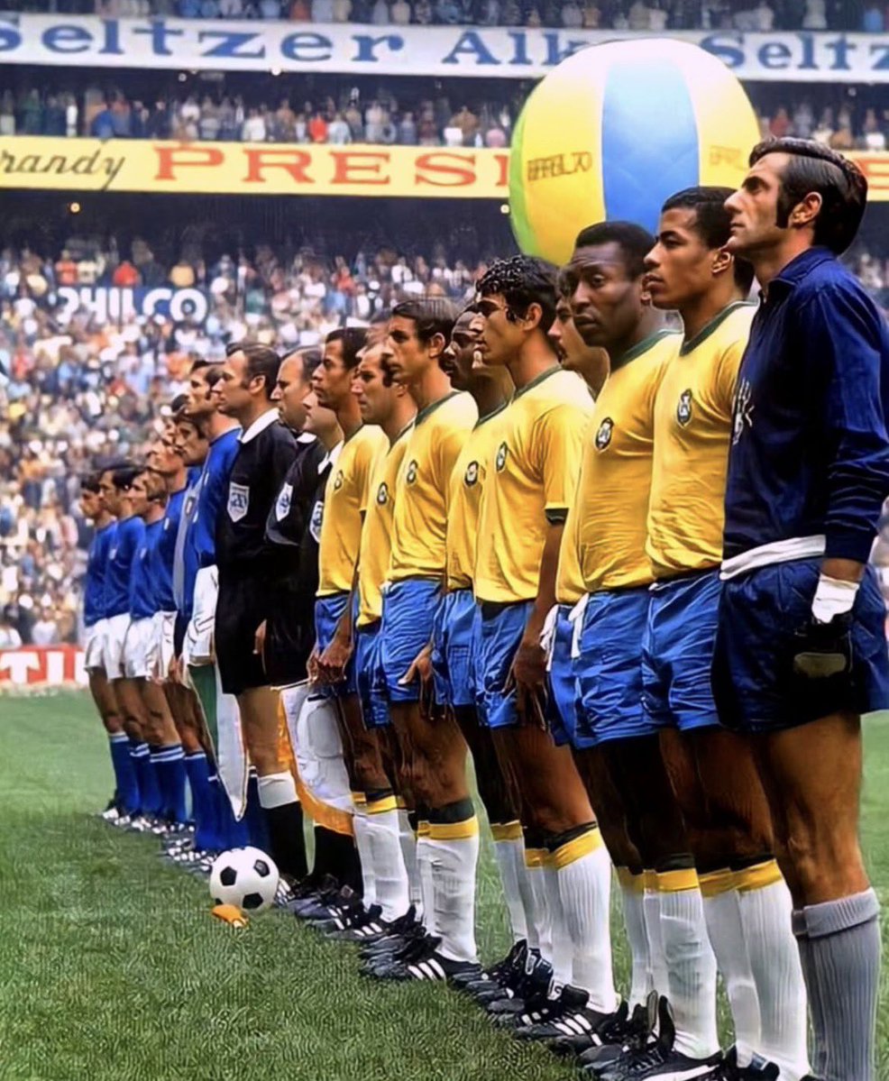 SelecaoTalk's tweet photo. 🇧🇷 | OTD in 1970, the most dominant  World Cup team of all time, won the greatest World Cup of all time. https://t.co/rlvZBnzEZu
