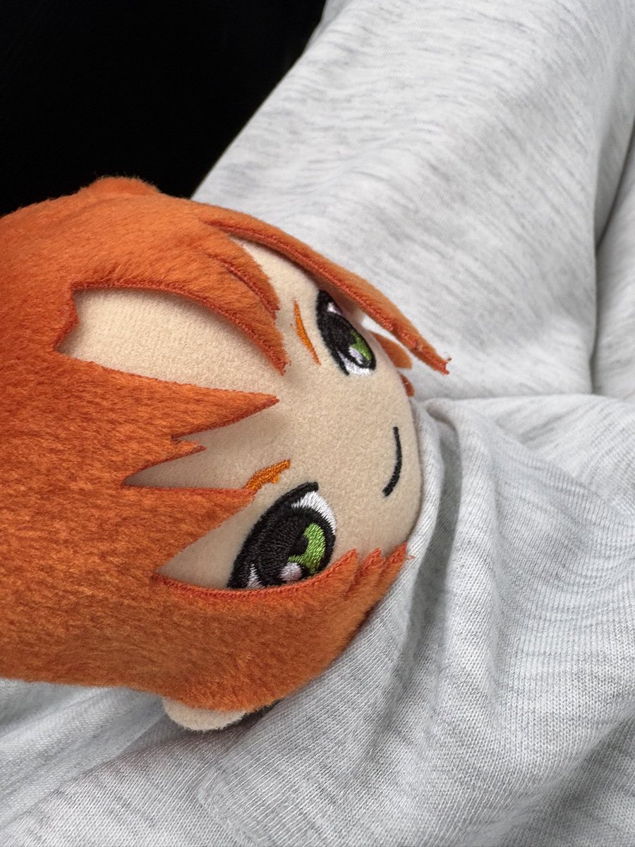 oleo_55's tweet photo. ポケットにすむ月永 https://t.co/nG5UGIptUc