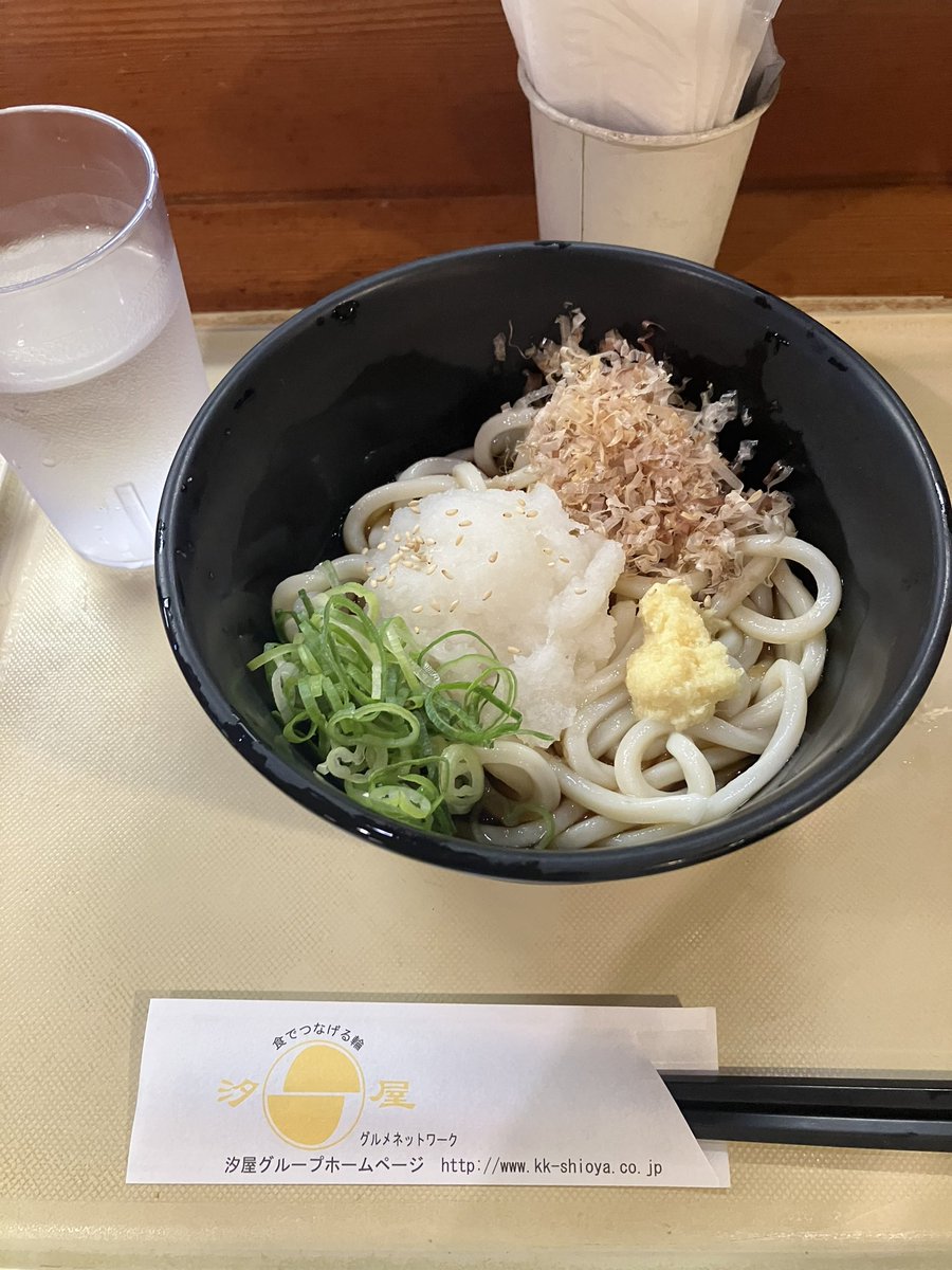 ur___wa's tweet photo. 大阪のポケセンバカデカくて楽しい https://t.co/zDLTJuhmVl