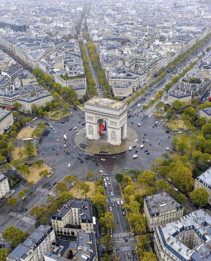 NaturalEye78321's tweet photo. Guess the city without cheating? https://t.co/yAVUOYLhB3