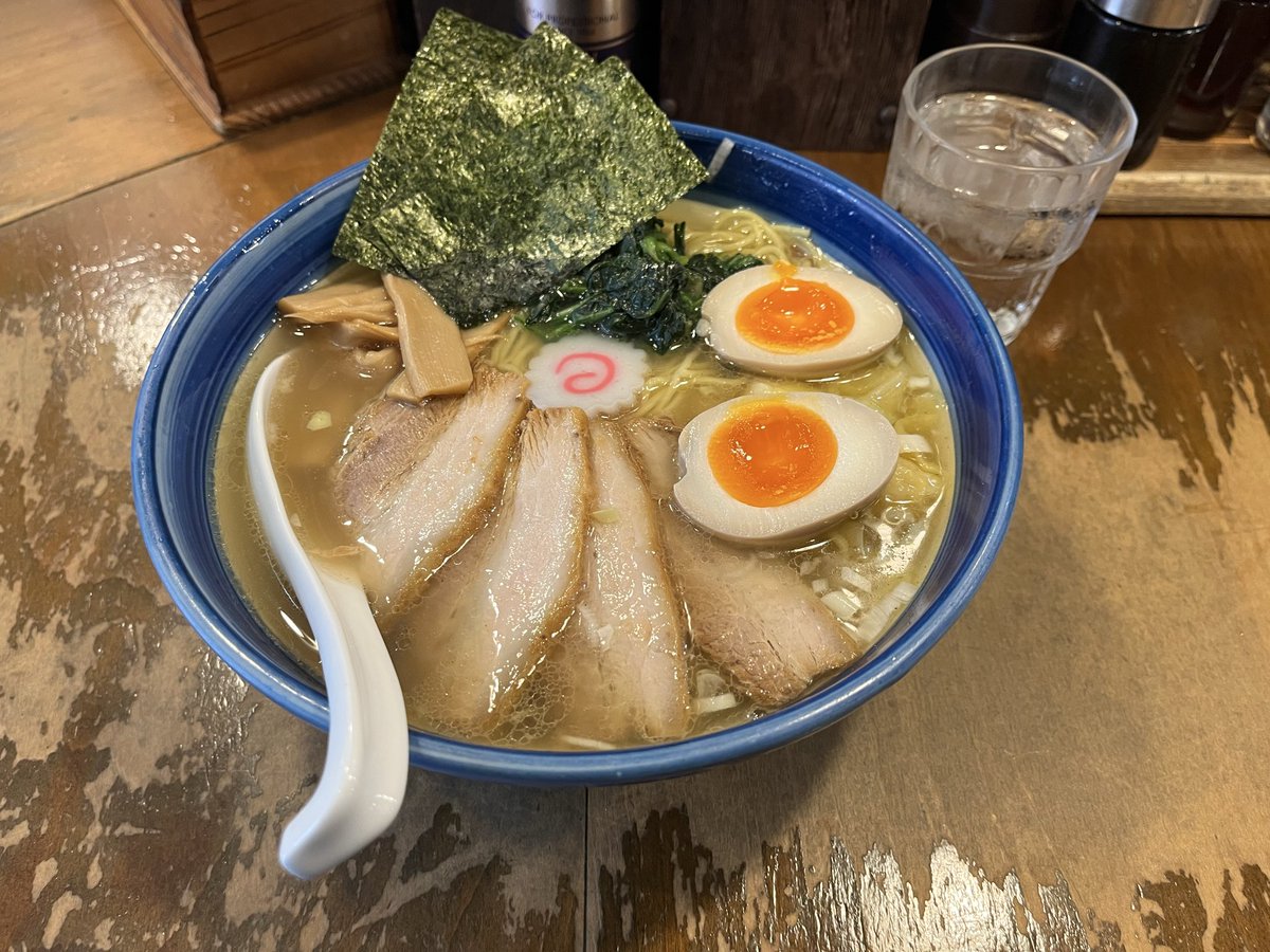 ayaneyui356's tweet photo. 目当てのもの無くて、昼飯だけ食いに来ただけになった https://t.co/nDsrPs9Mup