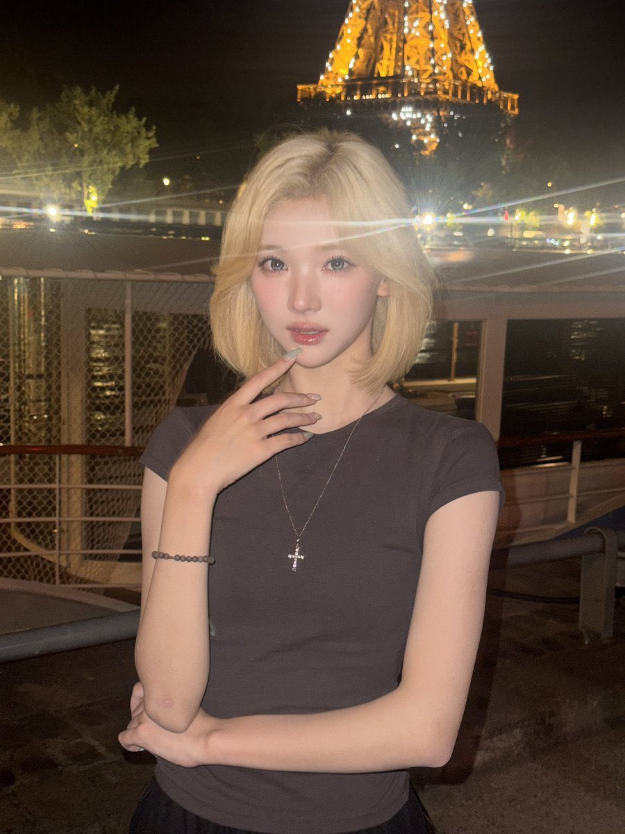 picscjiwoo's tweet photo. #JIWOO new weverse post update ｡⁠☆ #지우 https://t.co/OxNmmlZTSE
