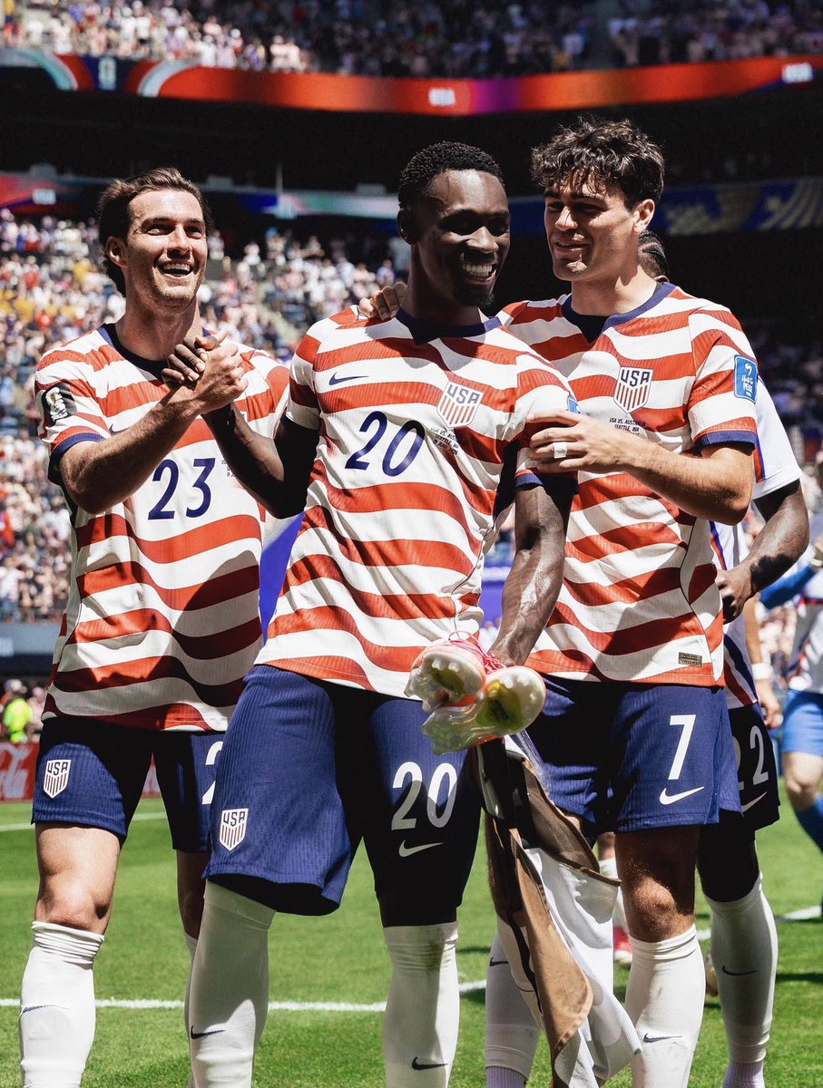 _captainpulisic's tweet photo. having to wait til friday to experience this again feels unconstitutional https://t.co/n9iN2TwcE5