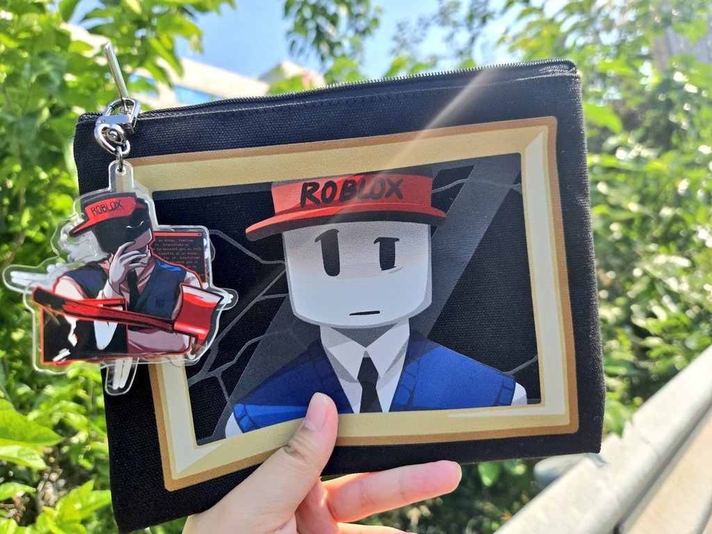 Millab_Roblox's tweet photo. #트친소

하루 집 나갑니다. 
이런거 그리고 만들어요,
맞팔해요. https://t.co/9jJLC0vucK