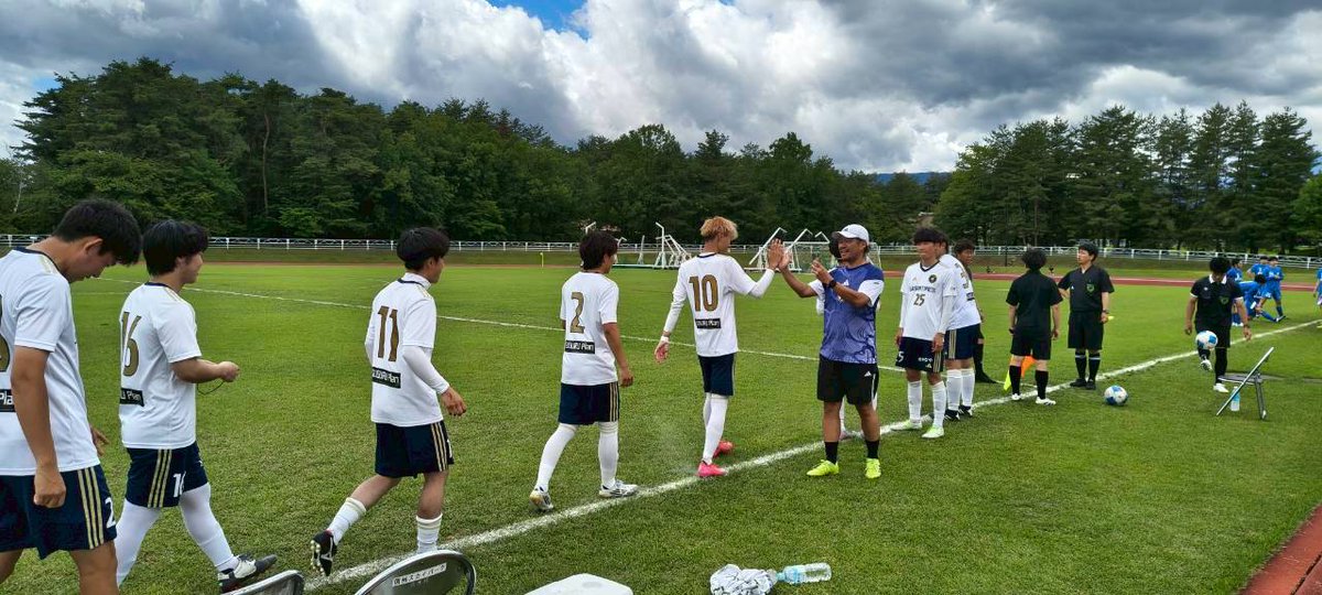 CuoreFc's tweet photo. VS　F.C.Matsumoto

前半 2-5(小松つ、細川)
後半 0-2
合計 2-7

敗戦となりましたが、ポジティブに毎試合得点を取れてる部分、見て見ぬふりは出来ない部分をしっかり確認をして時節最高の1日になる様、切り替えて繋げたいと思います。
F.C.Matsumoto様ありがとうございました。 https://t.co/j7mh61j8DM