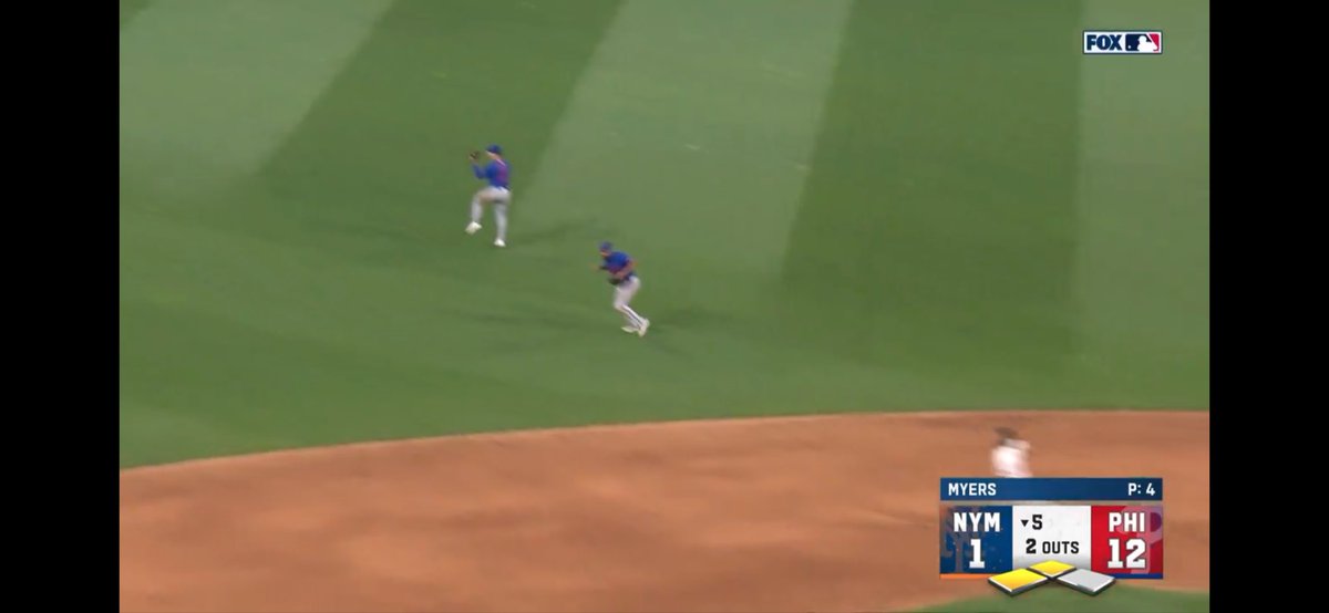 Buttafingazz_'s tweet photo. @runquasimodo @BDunk975 I mean, is he heading to third already? Sure. But he’s just barely past second. If cut off man turns and throws to 3rd, it’s not even close! https://t.co/fdoys0o1rR
