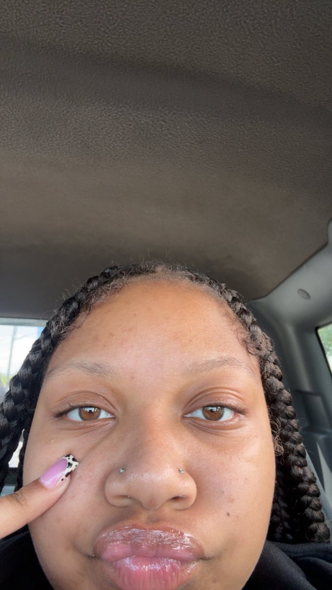 caylahrashell's tweet photo. https://t.co/mG9nAoLq2F