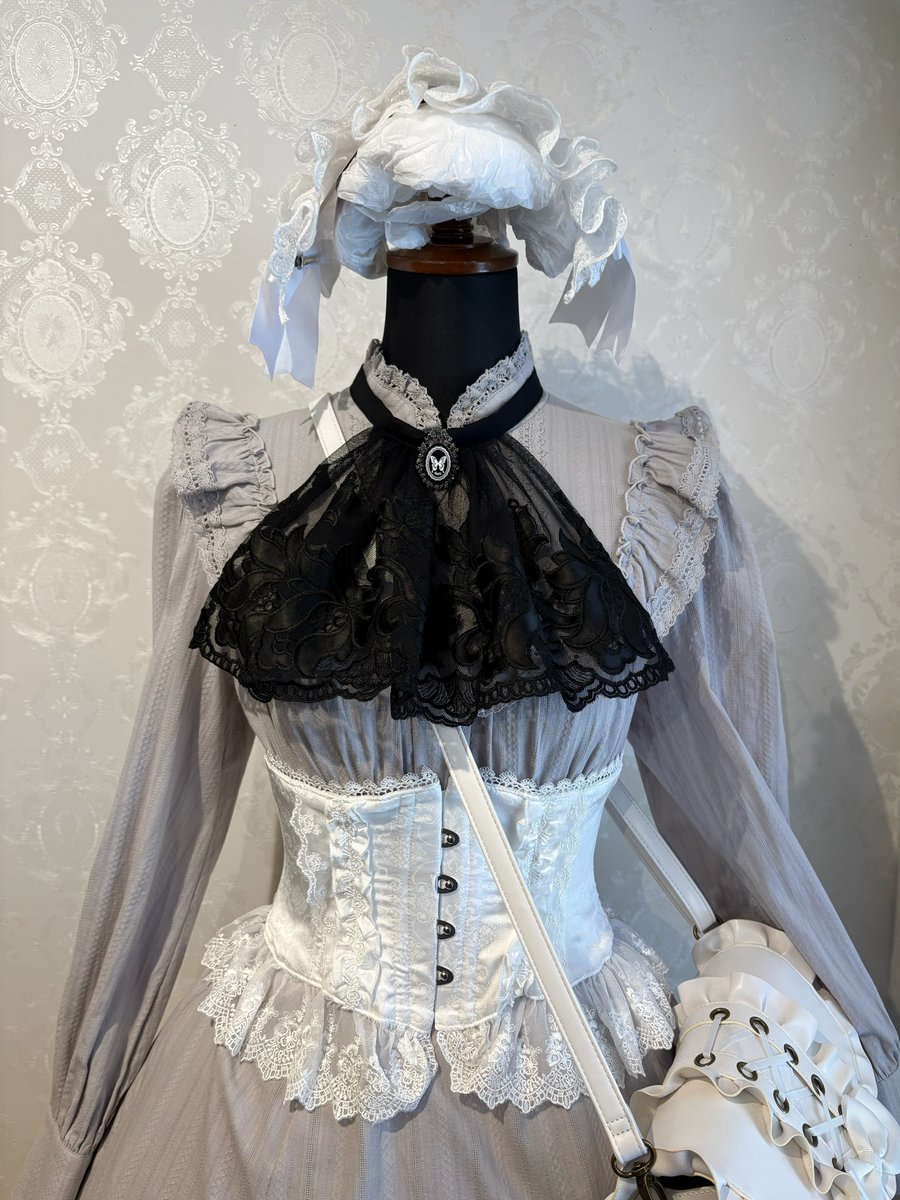 やむATELIER PIERROT FrillShortCorsblack ATELIER PIERROT】 Frill Short Corset White/Size1 ¥14,850(税込