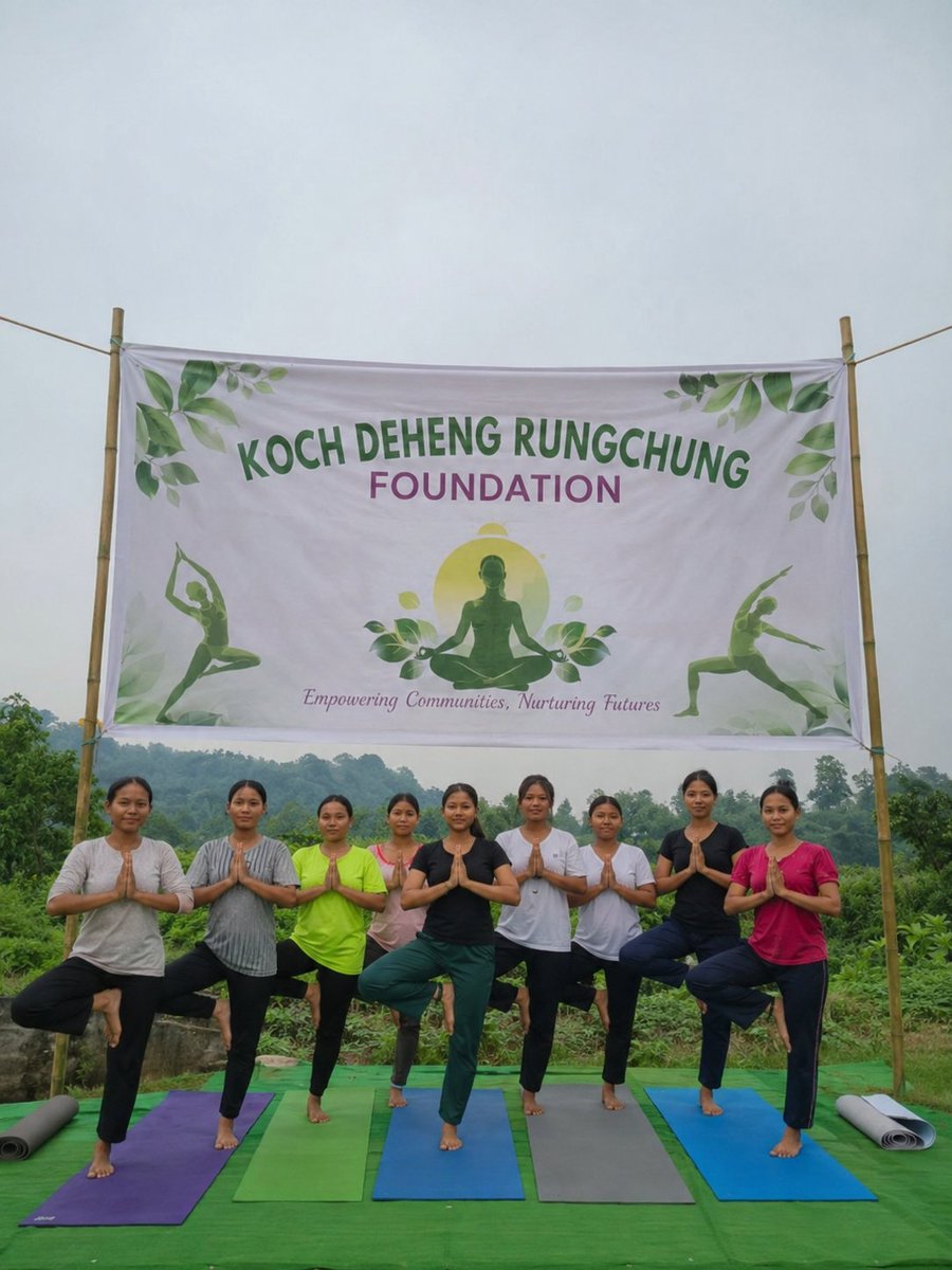 Da_VinciCode666's tweet photo. Happy international yoga day https://t.co/0FywqSshC4