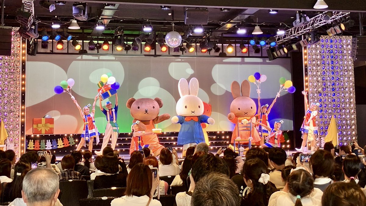 kikuffy's tweet photo. ミッフィーちゃんお誕生日おめでとう🧡🤍🧡🤍
だいだいだーいすき！！

このケーキ断面もちょう可愛かった🤤
#ミッフィー誕生日2026 https://t.co/LpYKC4gtEF