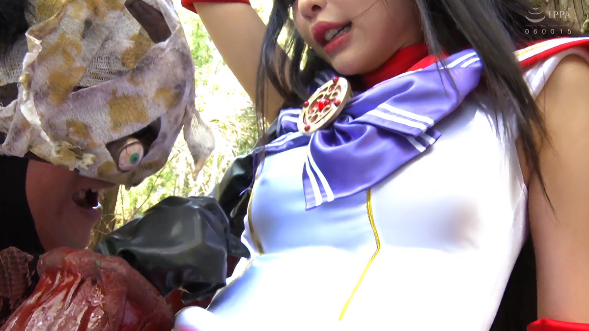 uy356461's tweet photo. カルオネットは発見する！！
変身後は裸の状態でセーラースーツが彼女を身体を包み込んでいるので、セーラーアーレスの純白のセーラースーツからぷっくりと乳首が立っていることを... https://t.co/56MrTd18if