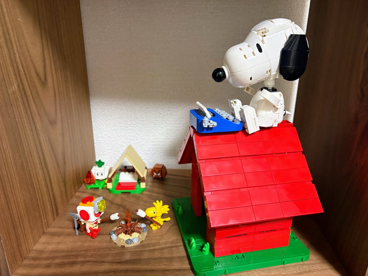 glfk's tweet photo. 家のレゴ棚🧱 https://t.co/C7rs6omrYu