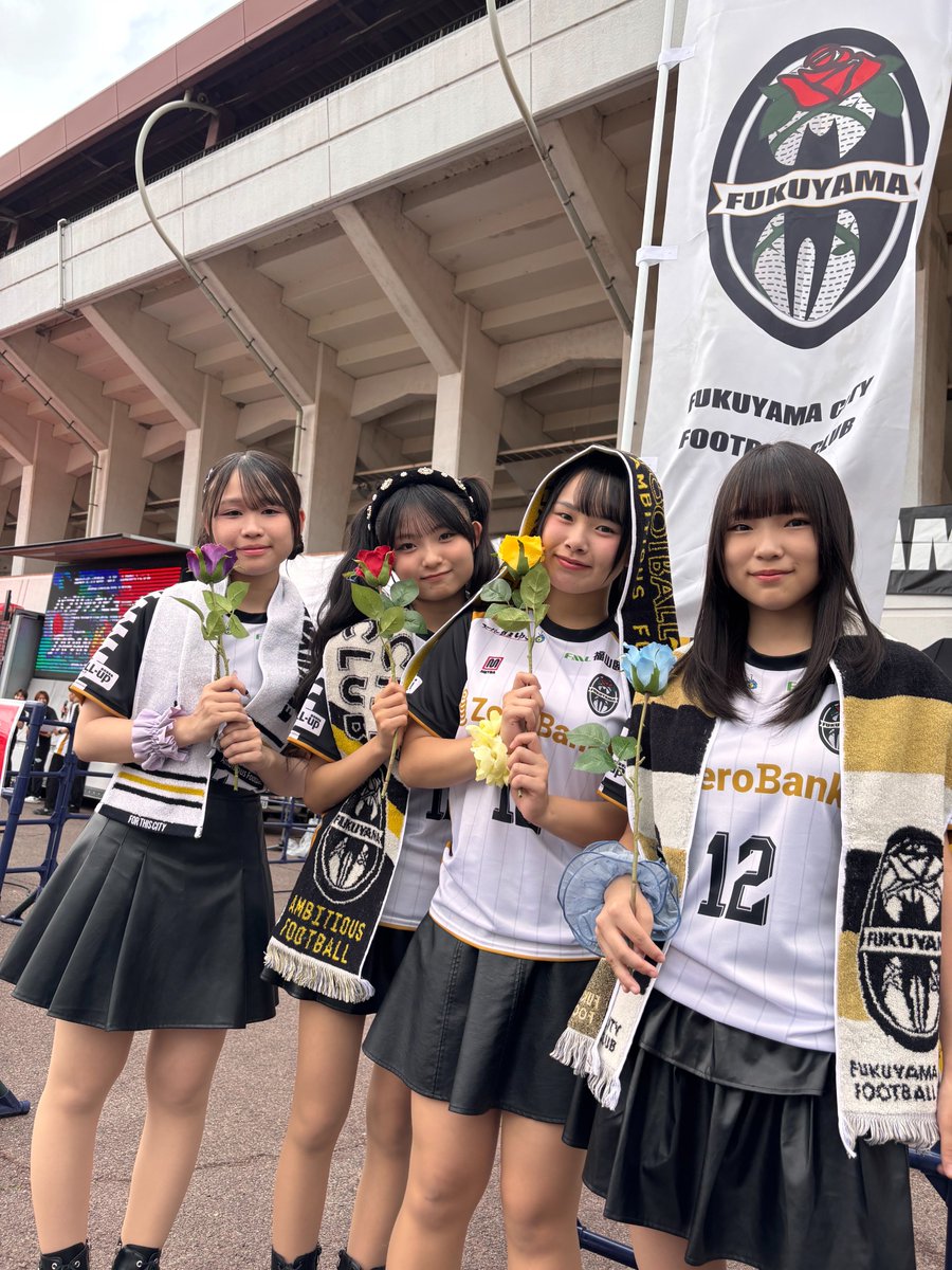 BLACKRO89898347's tweet photo. ⚽福山シティFCイベント

ご来場いただいた皆様ありがとうございました。
ユニフォームを着たいつもと違ったBLACK†ROSEいかがでしたか？
試合は5対1で見事に勝利をおさめました！
福山シティFCをこれからも一緒に盛り上げていきましょう⚽ https://t.co/Lfya6JekrO
