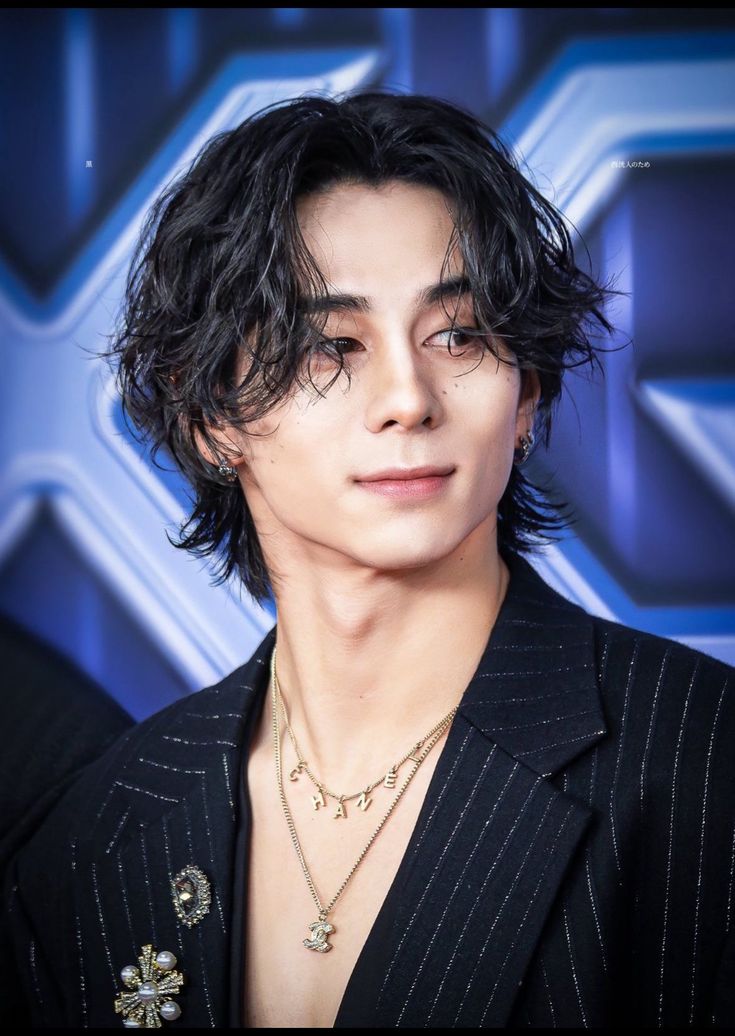SS47100543's tweet photo. #好きな男の顔4枚並べるとタイプがわかるらしい

どうなの？🐥 https://t.co/gRnV94OXeK
