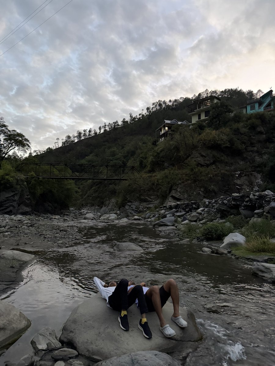 nikknerd's tweet photo. Resting where the valley breathes https://t.co/NTAmWS00lj