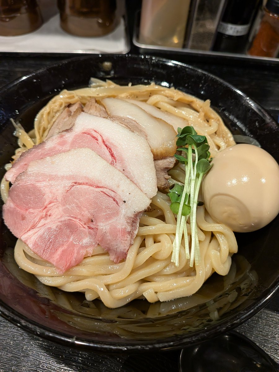 fycFXAFvSa68232's tweet photo. 麺屋中川會　錦糸町店
特製濃厚魚介つけ麺
この前八街ラーメン祭りでハマグリラーメンを食べたから今日はこっち
ラーメン祭りで食べて美味しいと思ったから訪問！変わらず最高に美味しかった。そして女将さんに八街またから来たことを伝えたらすごく喜んでくれてサービスしてくれた☺️ https://t.co/b4lESVdnVY