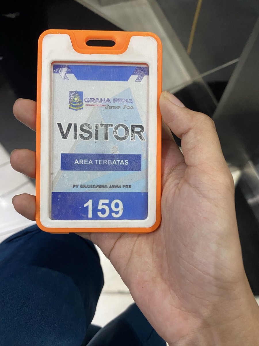 peenjeee's tweet photo. looking for tempat pkl https://t.co/9JhmN6qosf