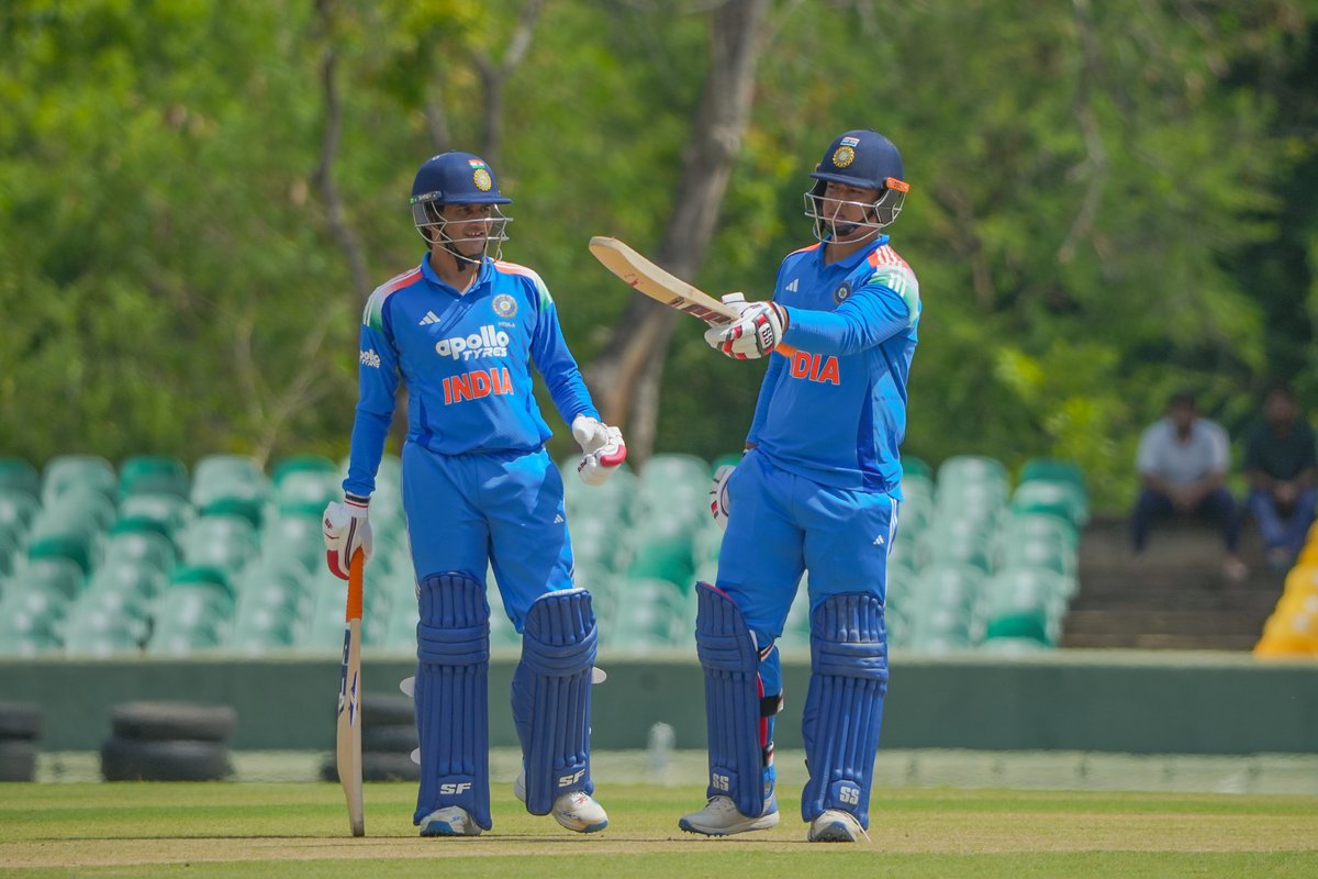 BCCI's tweet photo. 9⃣4⃣ runs
2⃣9⃣ balls
🔟 fours 
8⃣ sixes 

Vaibhav Sooryavanshi was at his brutal best in the #TriNationSeries Final 👏🫡

Updates ▶️ https://t.co/CnmyVyoyjy

#SLAvINDA https://t.co/k9crKMvbcU