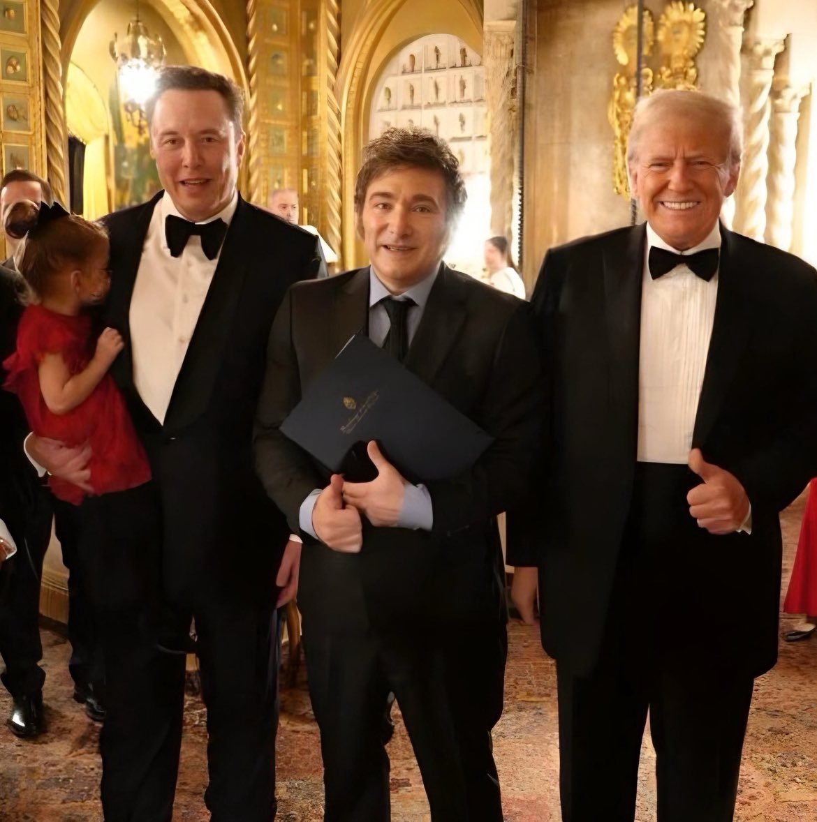 cb_doge's tweet photo. This is a side of Elon Musk that many people don’t talk about enough.

Despite being one of the busiest people in the world, he still makes time for his children.

Whenever people meet Elon, his kids are often with him. He even brings them to work and important meetings so he can spend more time with them.

Even during meetings with world leaders, his children are often by his side.

That says a lot about what matters most to him.

Elon Musk isn’t just building companies. He’s also a father who puts family first.

Happy Father’s Day!