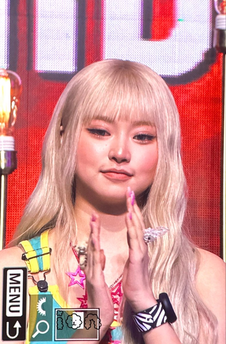 HAUMlll4's tweet photo. 260620 ֹ♡+ﾟ
서가대 하음이 프리뷰
#KiiiKiii #키키 #HAUM #하음 https://t.co/pr2GpgHswx