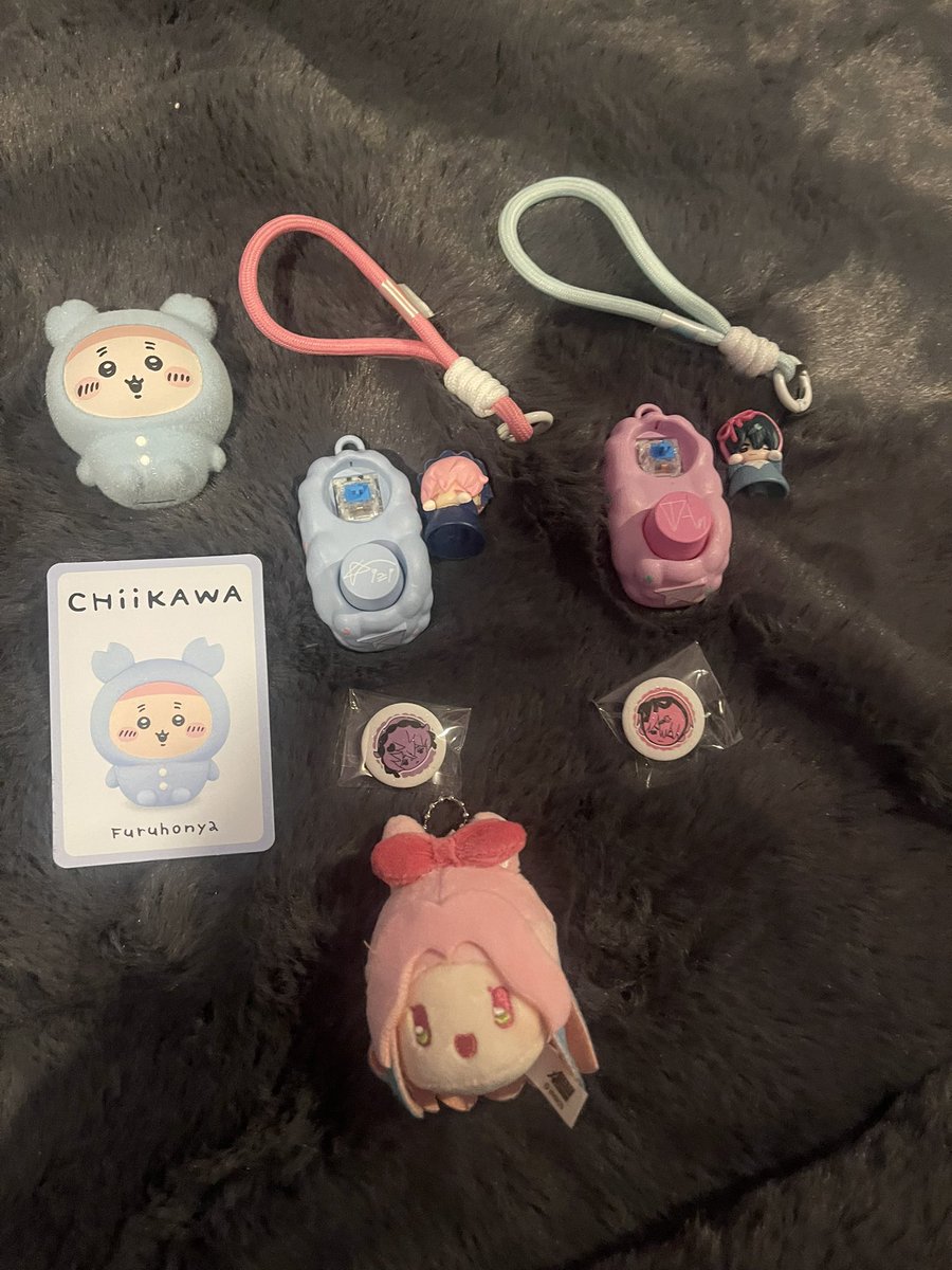 ghostedlung's tweet photo. awesome sauce… also posting what i got from the blindboxes😁😁 so kind #kleptotwt #cleptotwt #borrowingtwt https://t.co/x9c2rnbokI