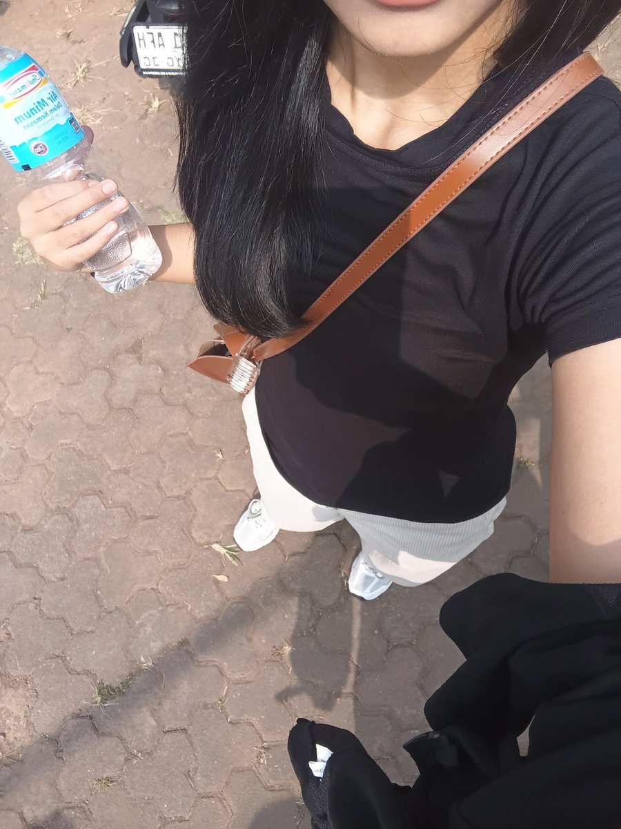 bymitchitami's tweet photo. simulasi sebelum hari-hari mendaki bumsil https://t.co/OfgW8afrx3