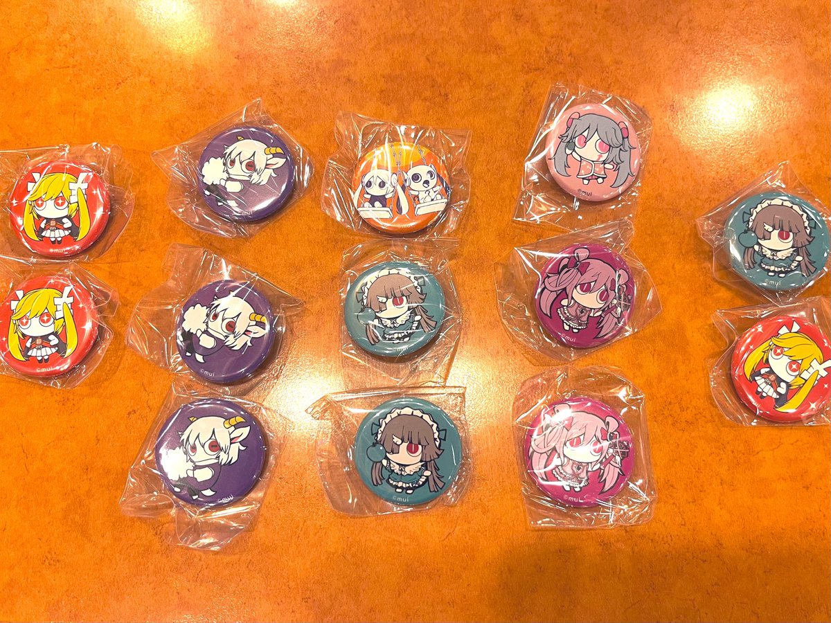 mc6ooo's tweet photo. 交換　ピノキオピー　ランダム缶バッジガチャ
譲　画像のもの
求　ありふれたせかいせいふく
　　神っぽいな
　　愛属性
たくさんかぶってしまったため求めております。
現地周辺手��しでお願いします
FF外からもお声がけください https://t.co/1CESRyfemp