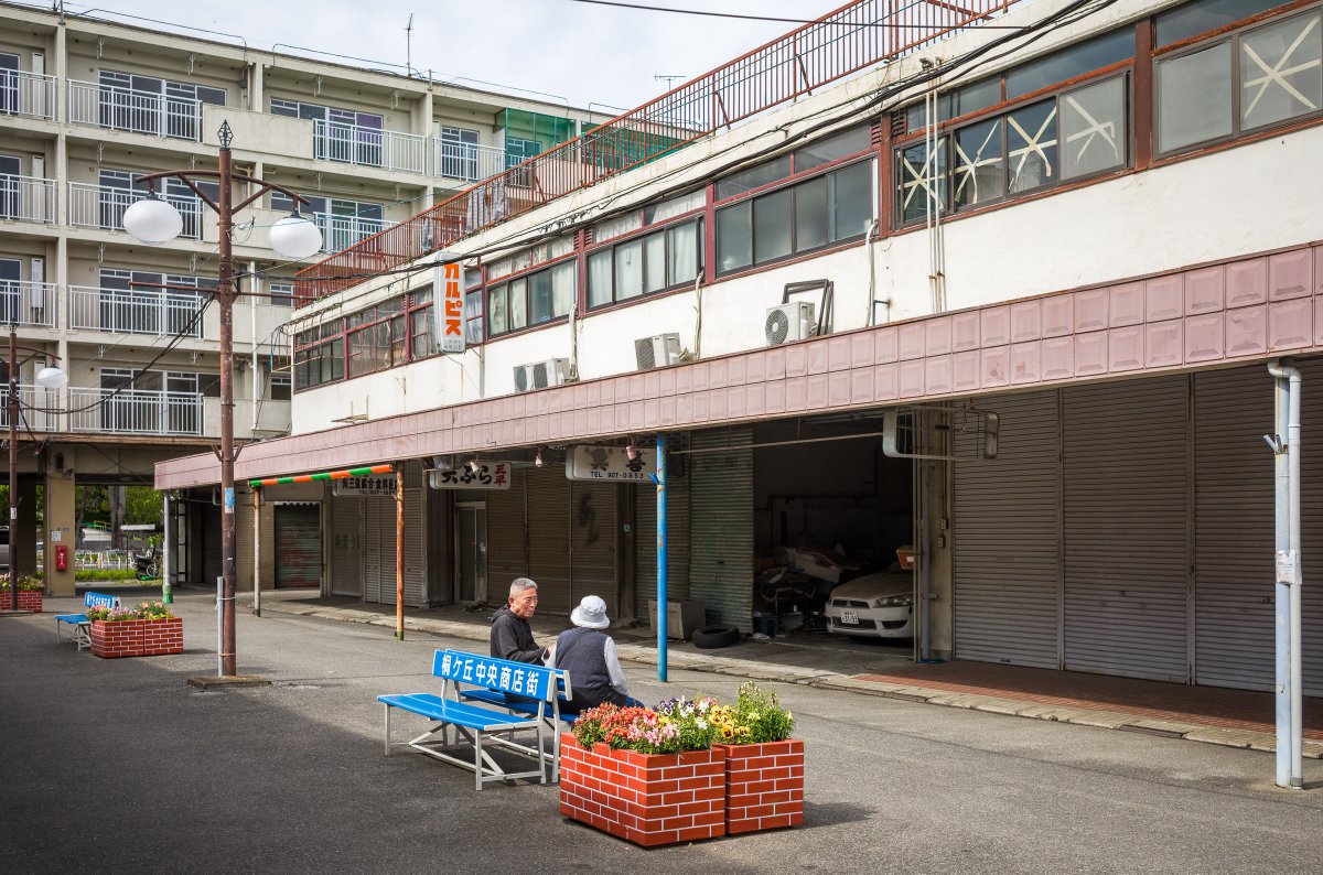 tokyotimes's tweet photo. Scenes from a long, north Tokyo meander. Write-up and full set of 16 photographs here: https://t.co/l9BOA7dLZy https://t.co/io0osmnwAE